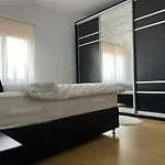Humac, شقة يوبوسكي