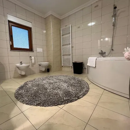 Humac, Apartmán